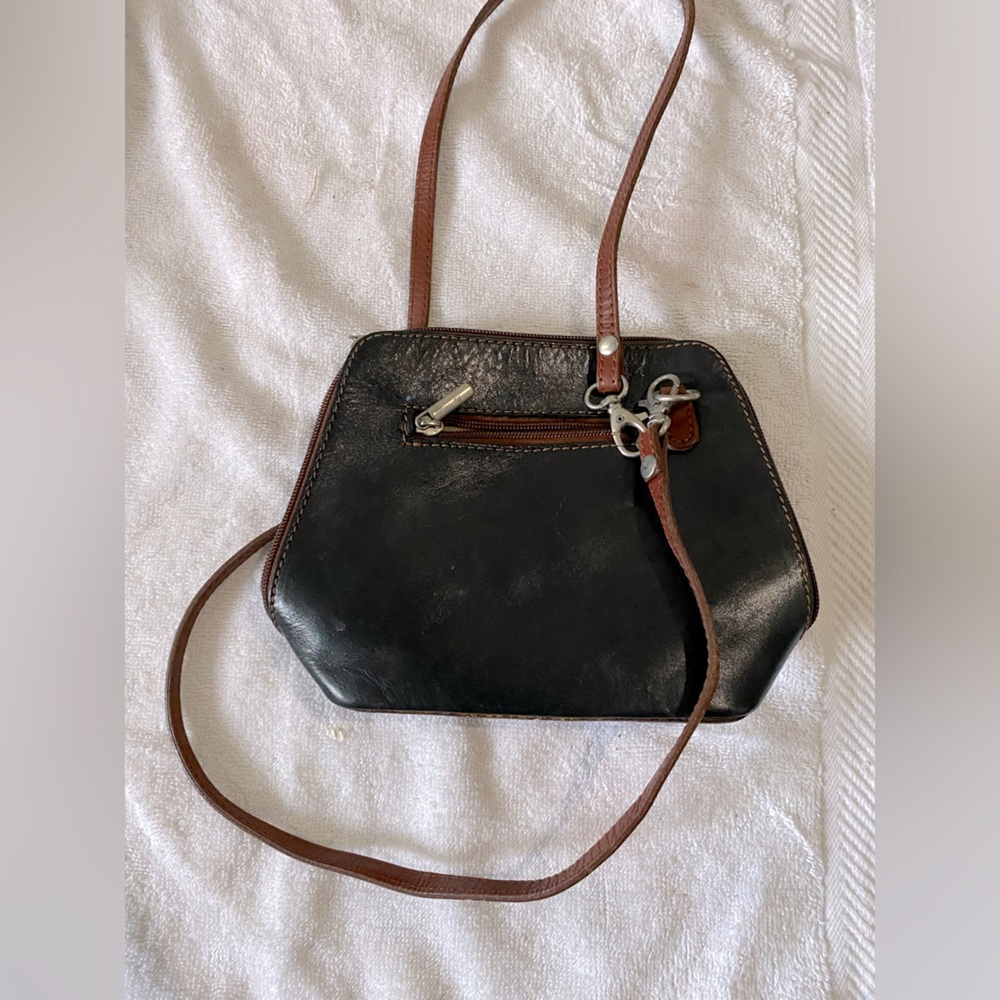 Leather cross body purse